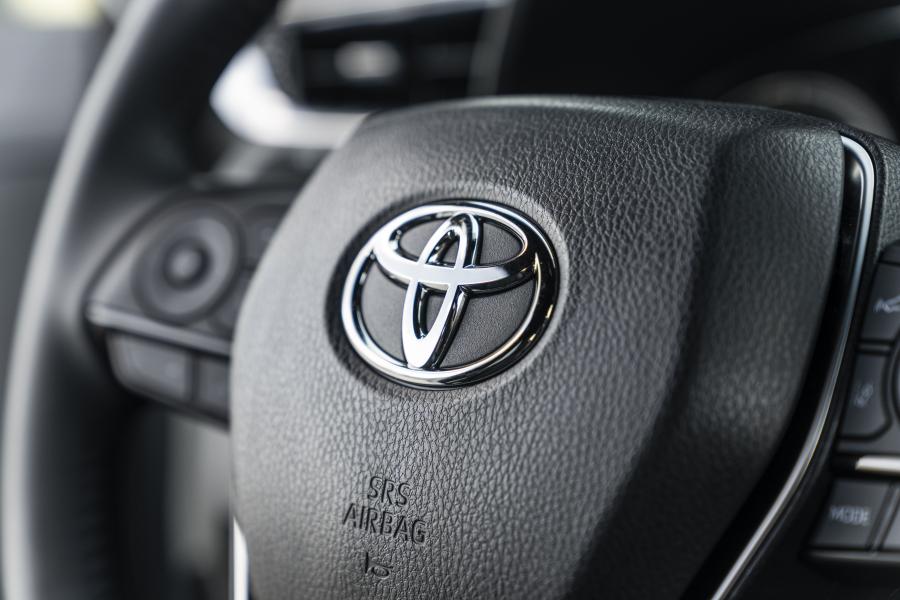 Детали интерьера Toyota Venza Hybrid XLE 2020 года  (фото 16 из 35)